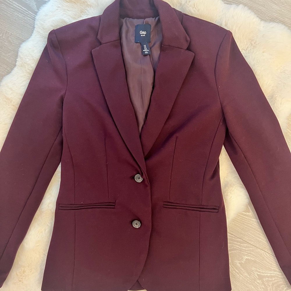 GAP Women's Burgundy Blazer Size 0